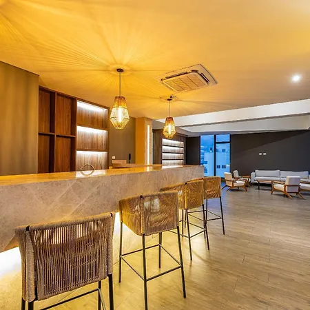 New Beautiful Sea View And Walled 2br Apartamento *