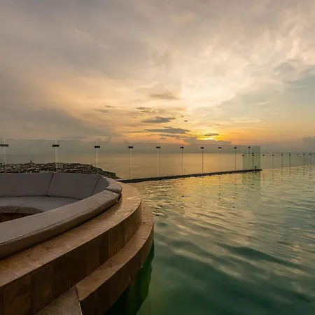New Beautiful Sea View And Walled 2br Cartagena