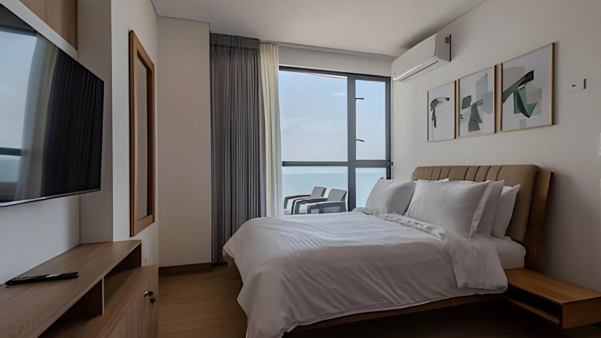 New Beautiful Sea View And Walled 2br Apartment *