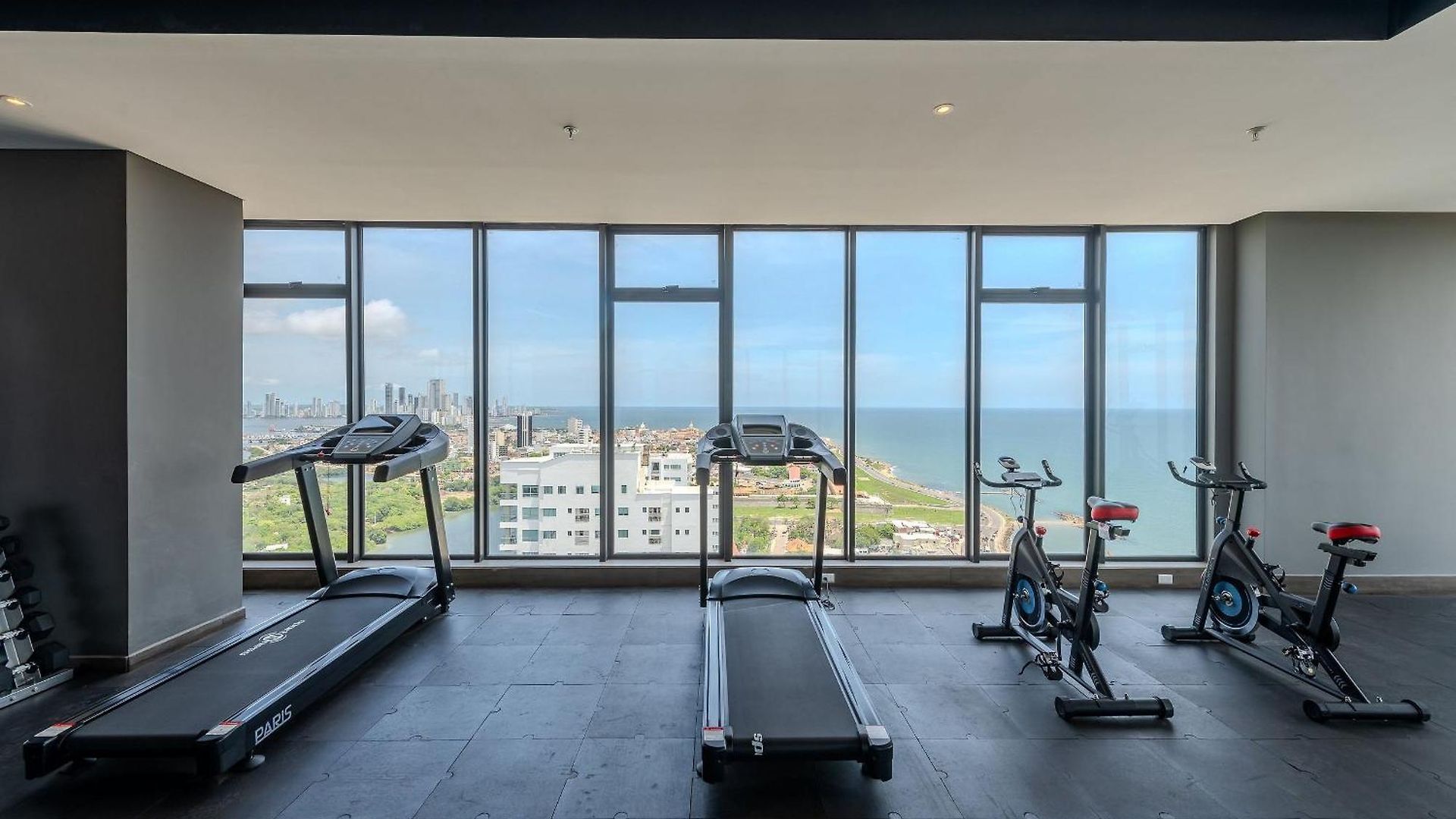 New Beautiful Sea View And Walled 2br Cartagena