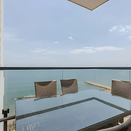 New Beautiful Sea View And Walled 2br Cartagena