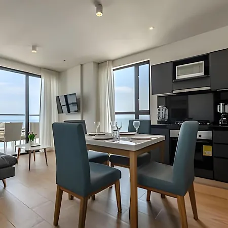New Beautiful Sea View And Walled 2br *
