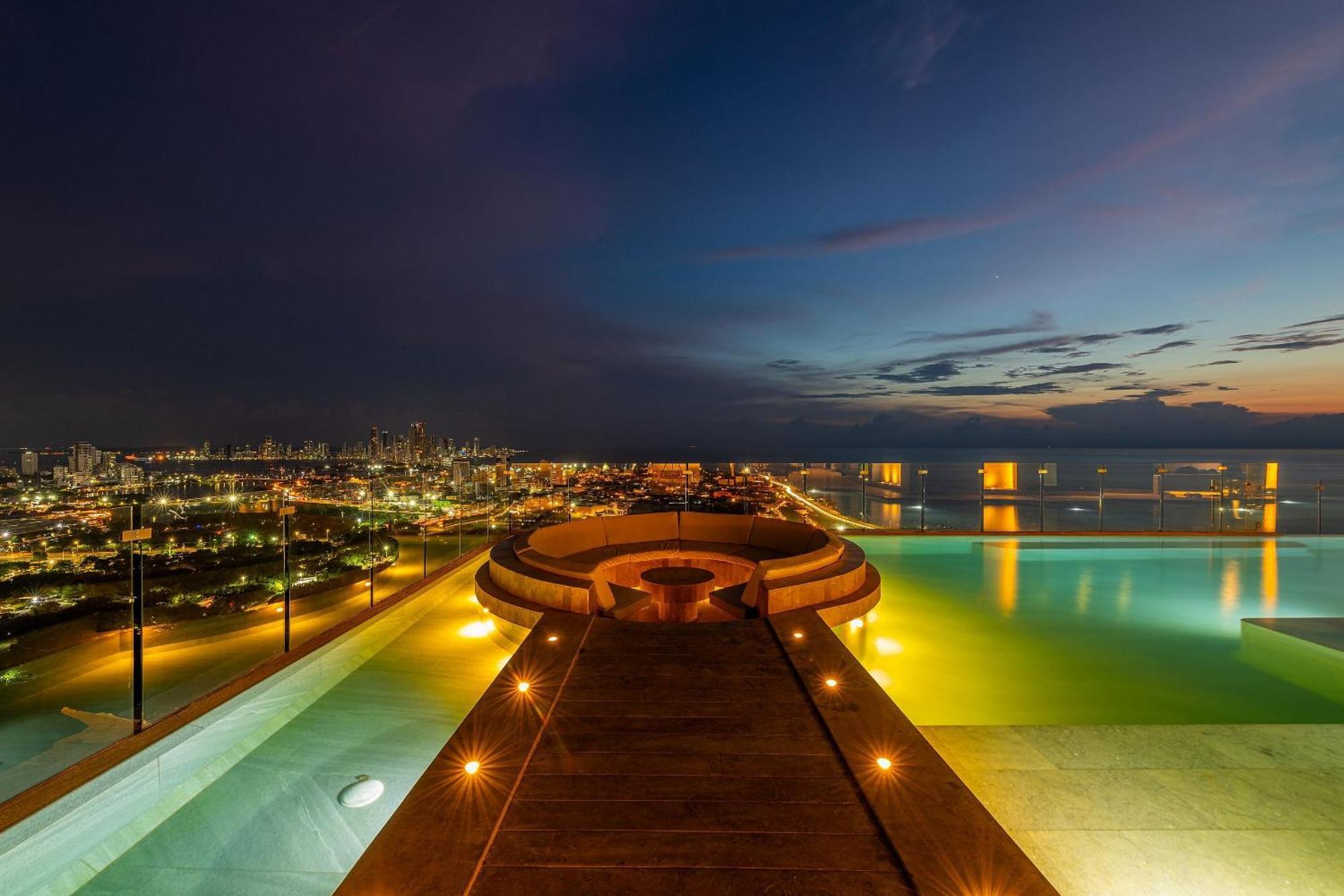 New Beautiful Sea View And Walled 2br Apartamento