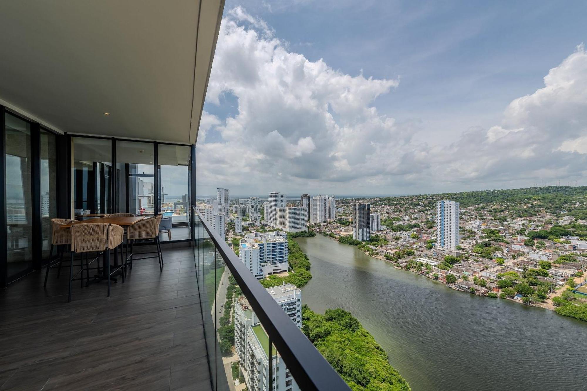New Beautiful Sea View And Walled 2br Apartamento *